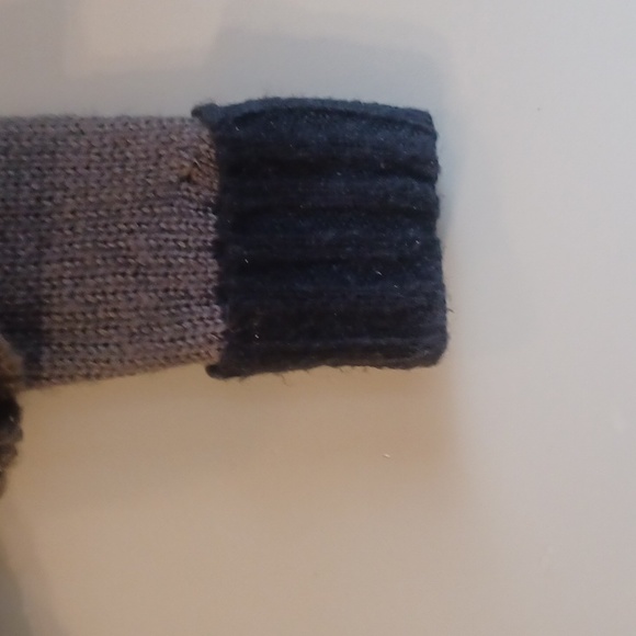 John +Jenn cropped sweater - Picture 3 of 4